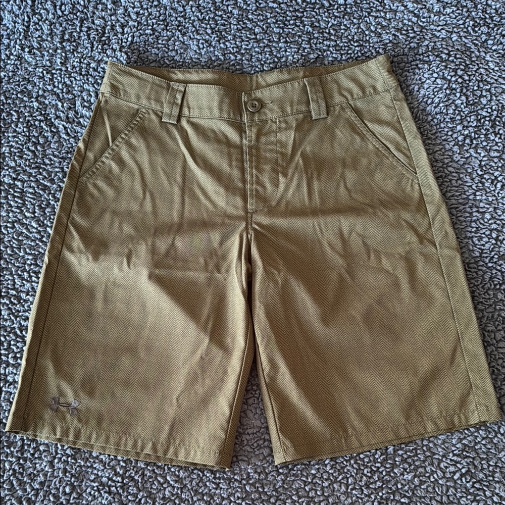 Under Armour Shorts Size L EUC